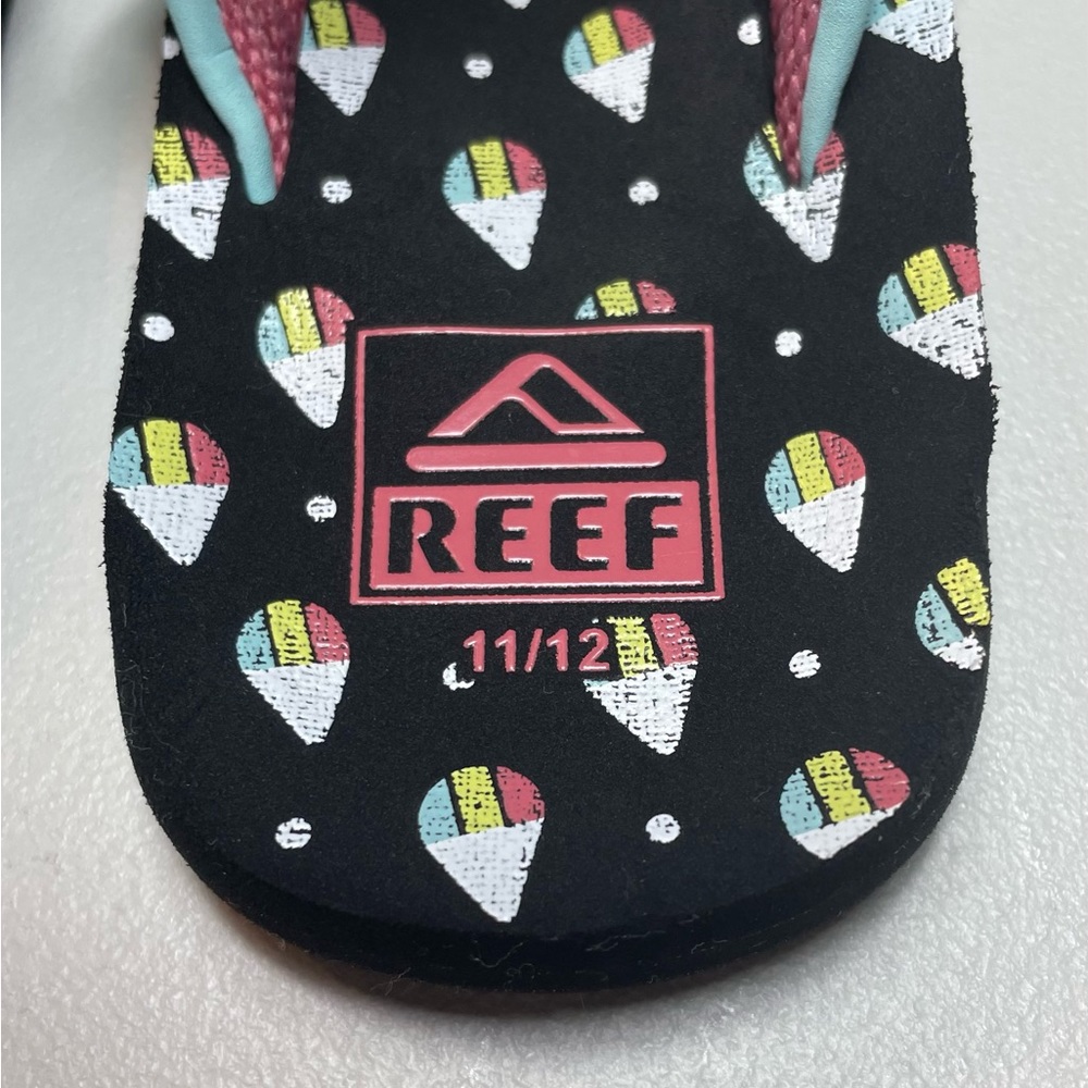 Girls REEF Sandals | Size 11/12 - Picture 7 of 7